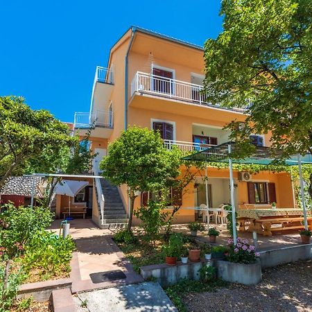 Apartments Lilin Цриквеница Экстерьер фото